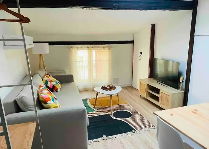 Le Grand Studio